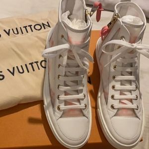 Louis Vuitton Sneakers